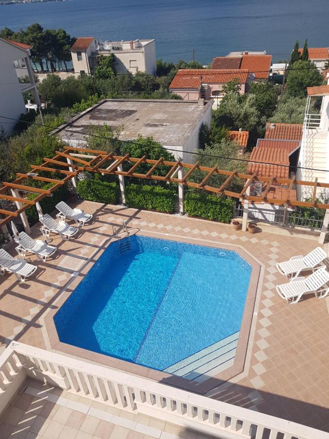 Apartment Lea Slatine Kültér fotó